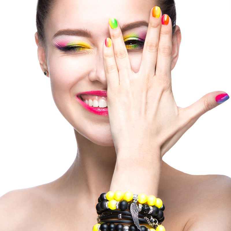 nails